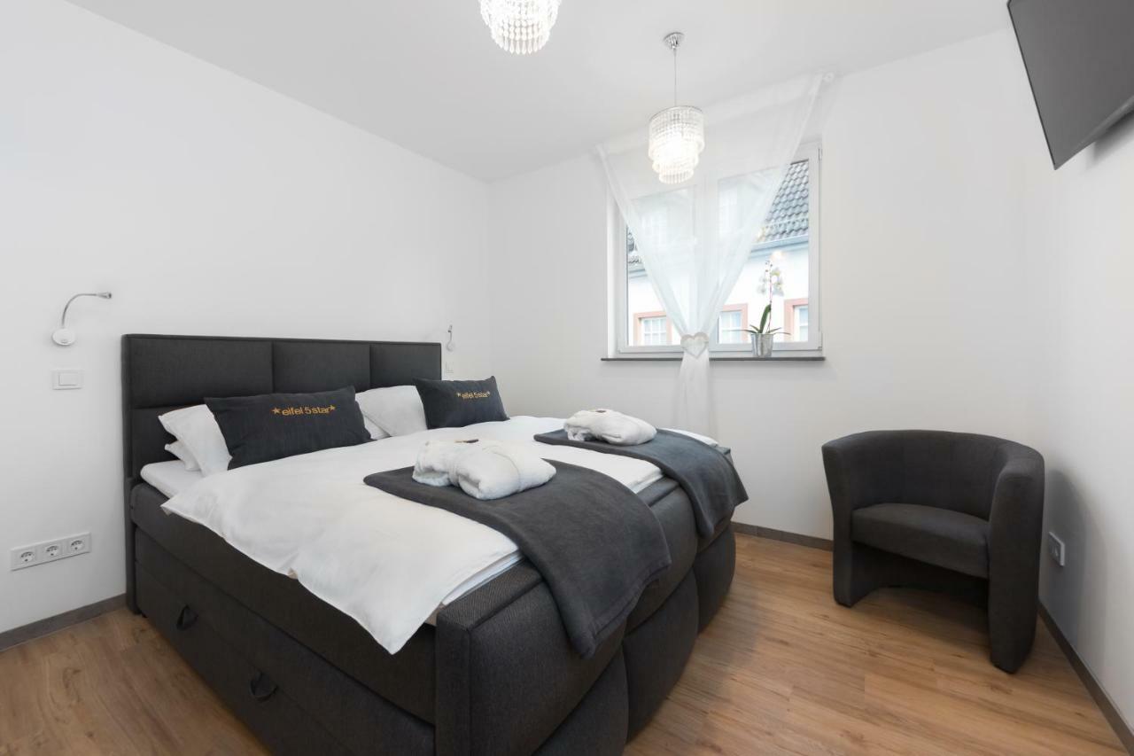 Апартаменты Eifel5Star - Burgfriedstrasse Даун Экстерьер фото